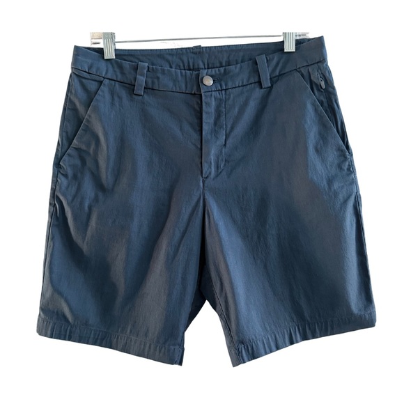 Lululemon Athletica Dark Blue Men's Shorts Size 30 - Picture 1 of 9